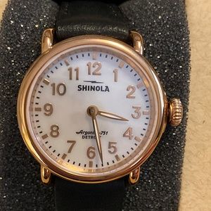 SHINOLA RUNWELL Rose Gold 28 MM Womens Watch NWOT
